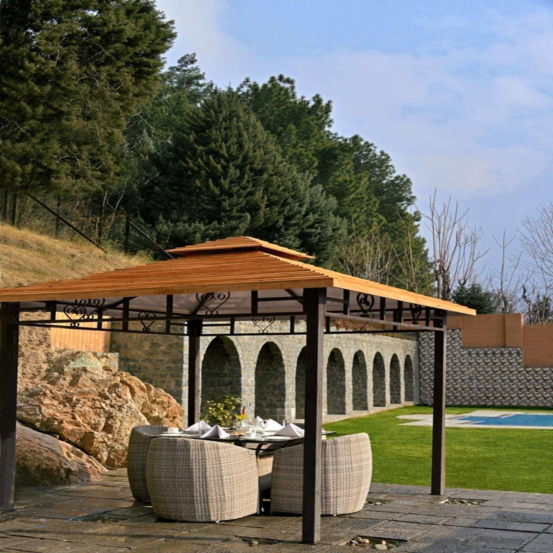 Golden Tulip Srinagar Hotel Exterior foto